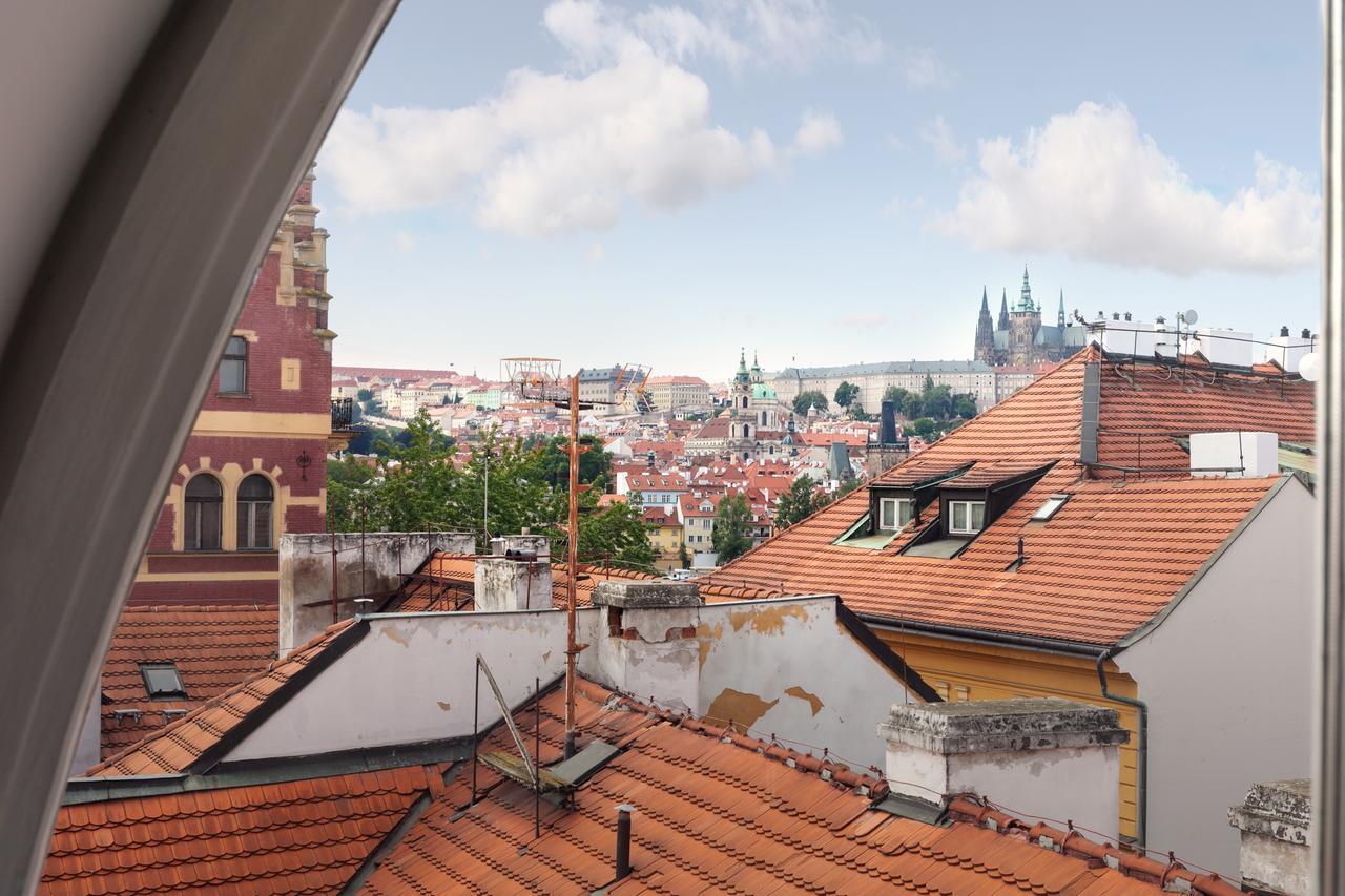 Hotel Moods Charles Bridge Praga Exterior foto